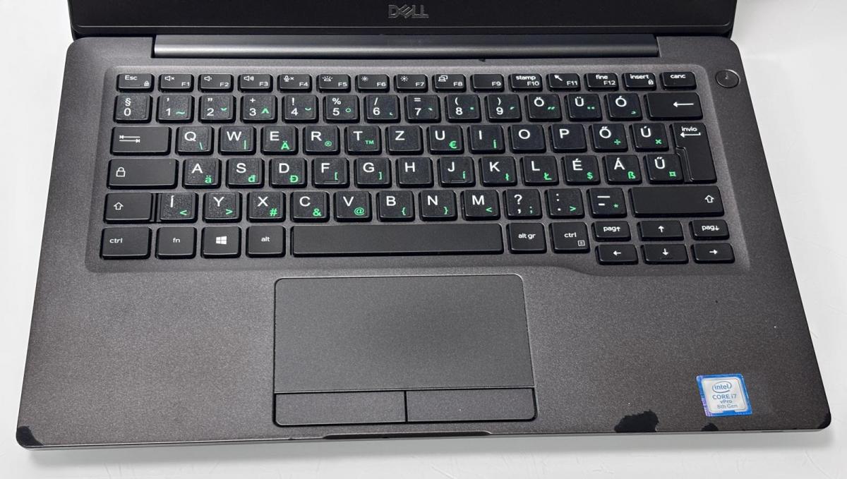 Dell Latitude 7300